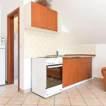 1 Bedroom Gorgeous In Appartement